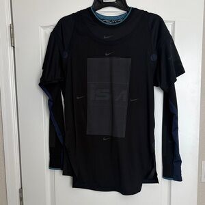 Nike ISPA Long Sleeve Tee